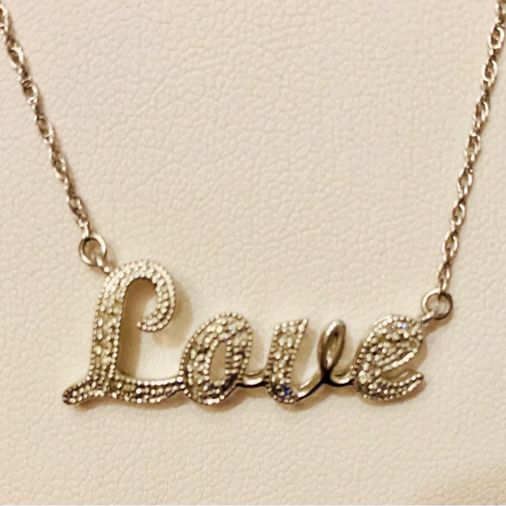 NWOT | Authentic Affinity Diamond & Sterling Silver LOVE Necklace